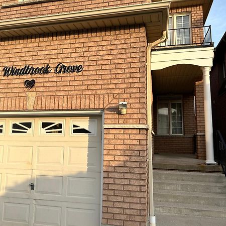 Beautiful Home Mississauga Exterior foto